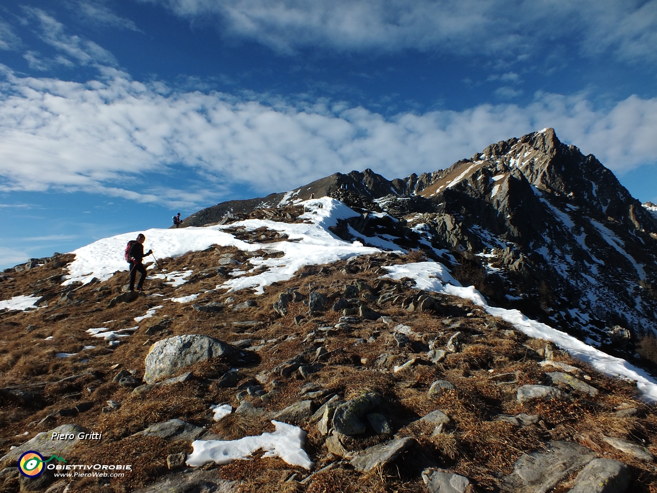 52 La cresta verso il Pizzo Sasso Canale.JPG